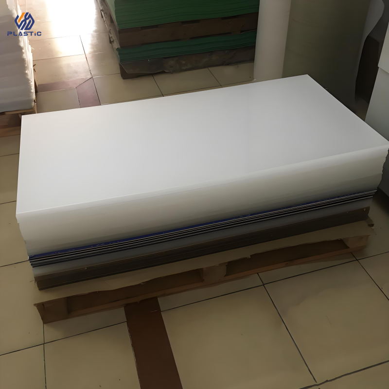 Half The Weight Of Glass Cast Acrylic Sheet for Easy Handling and Transport