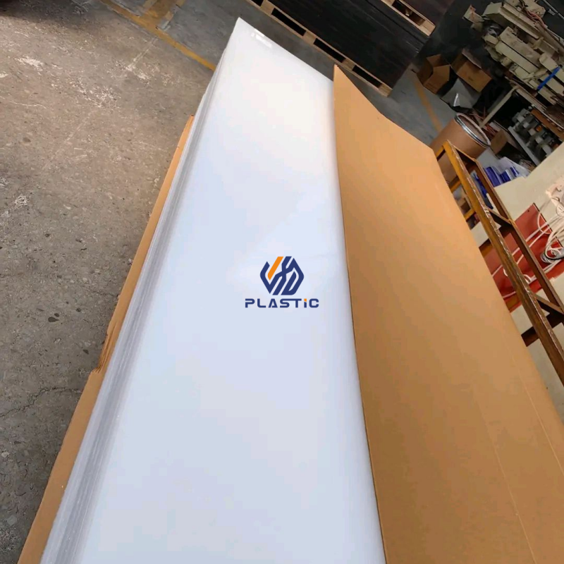 Clear Acrylic Sheet with 94% Light Transmittance Virgin PMMA Material and Customizable Sizes